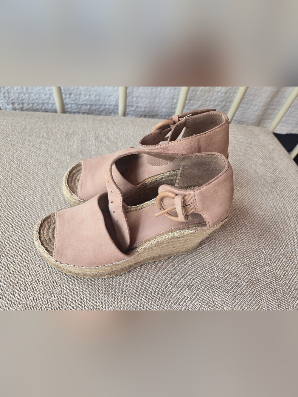 Marc Fisher LTD Alida Espadrille Leather Wedge Taupe Color. Size 6.5
